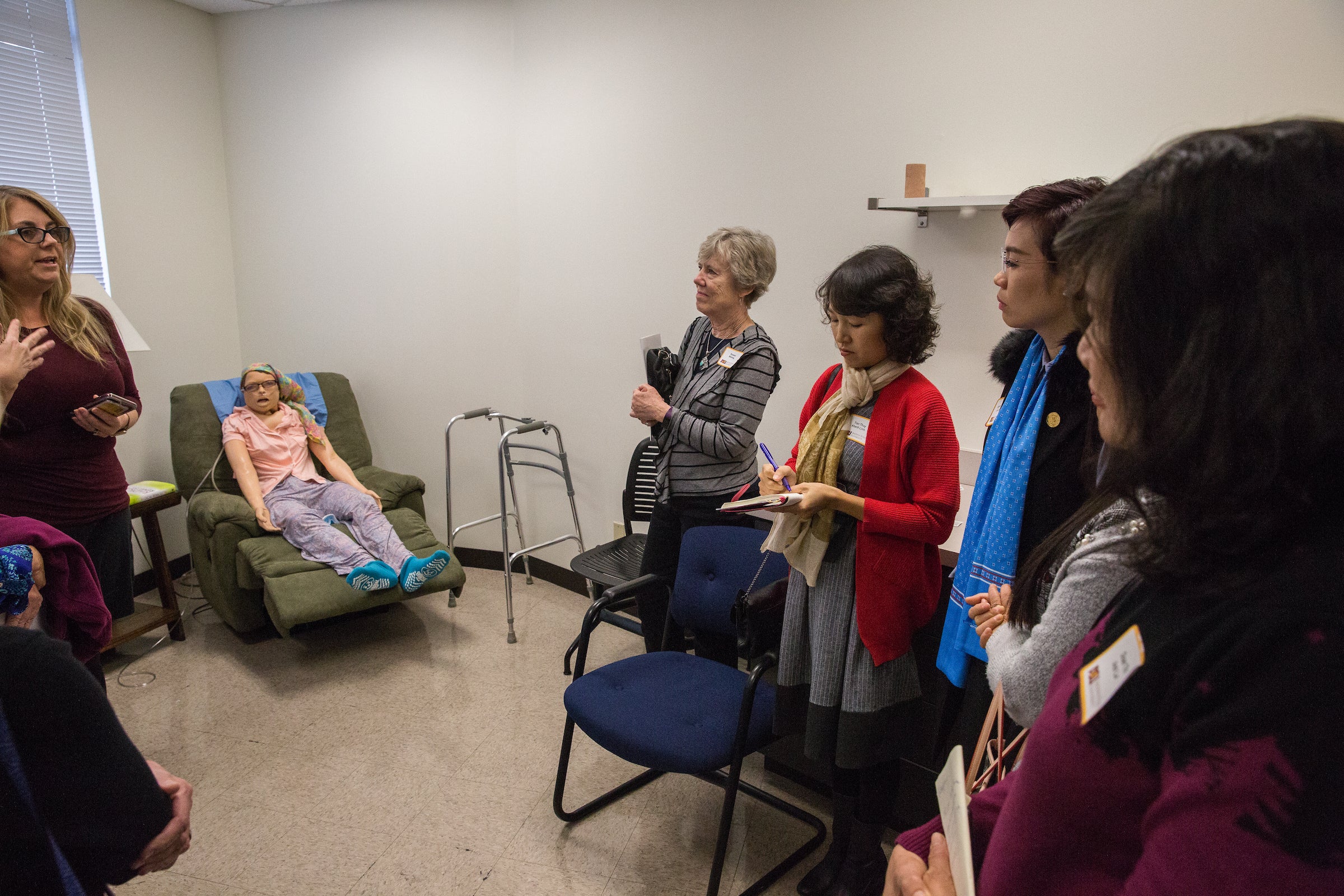 Nurses educators from Vietnam tour the SLR