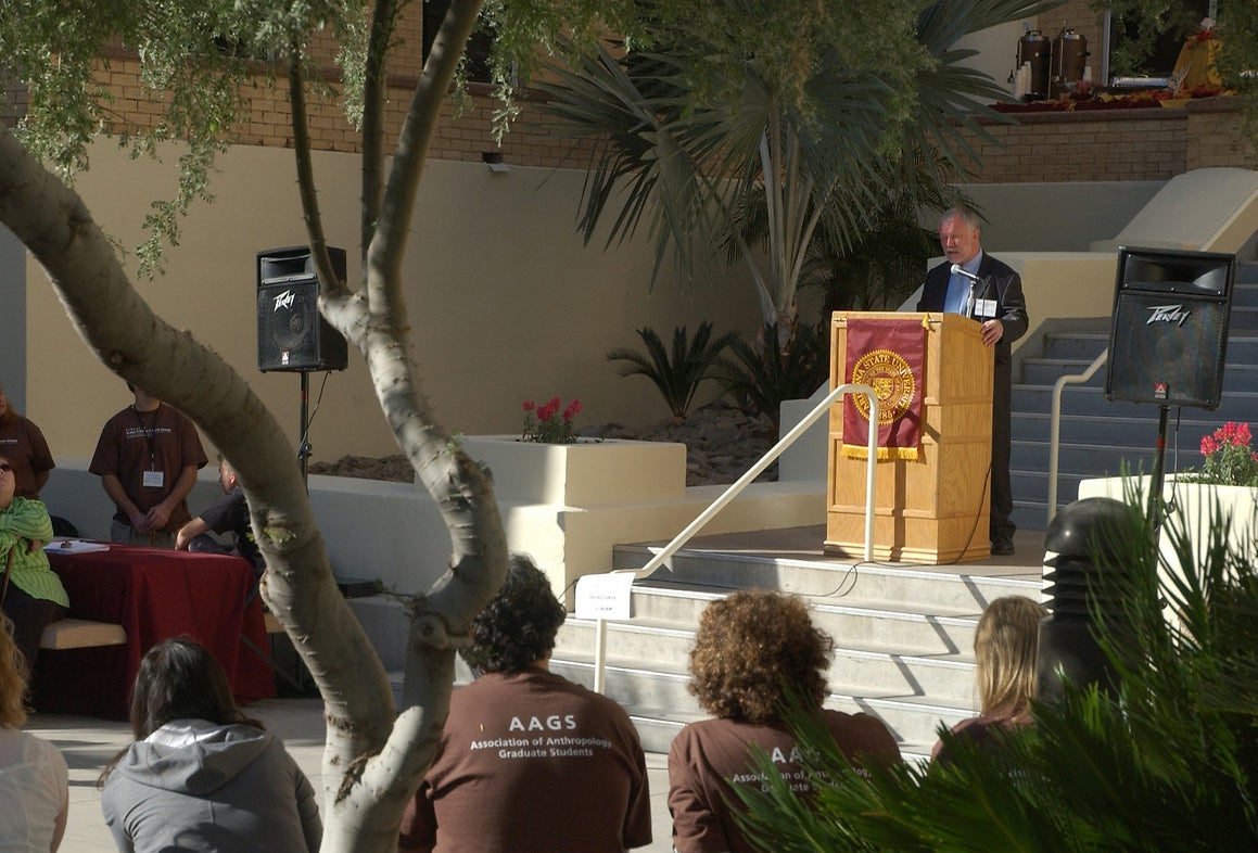 Sander van der Leeuw speaks at the renaming ceremony for the School of Human Evolution and Social Change