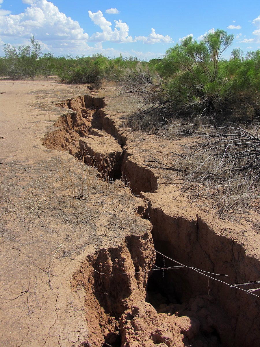 Earth fissure metro Phoenix