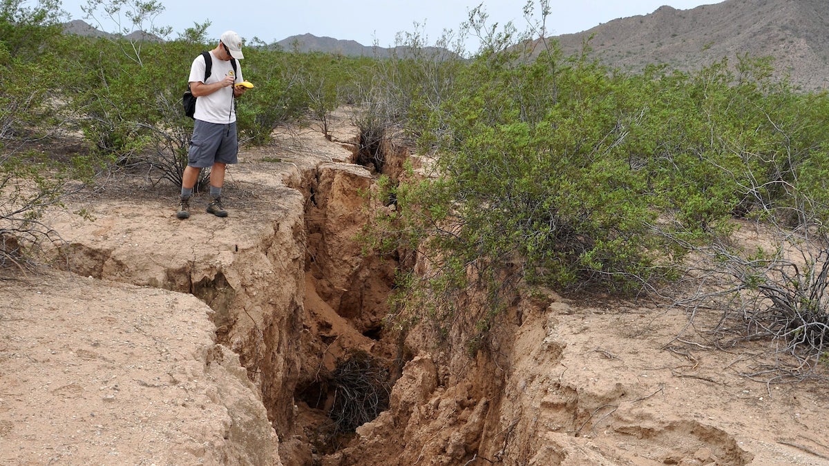 Earth fissure metro Phoenix