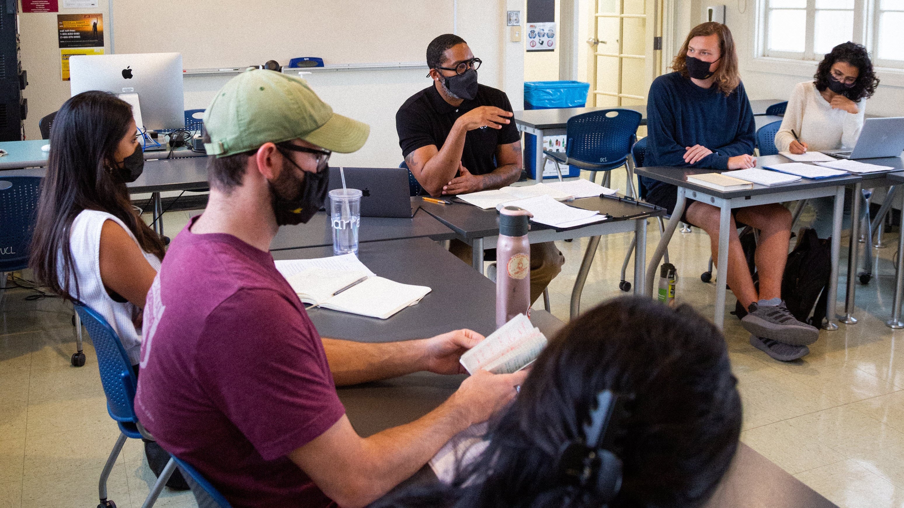 Man teaching a creative writing class