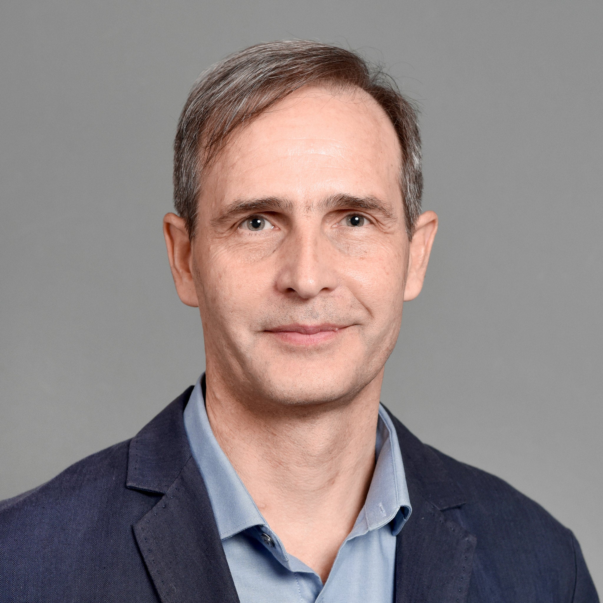 Portrait of Angelo Fortunato, a researcher in the Arizona Cancer Evolution Center and the Biodesign Center for Biocomputing, Security and Society at Arizona State University.