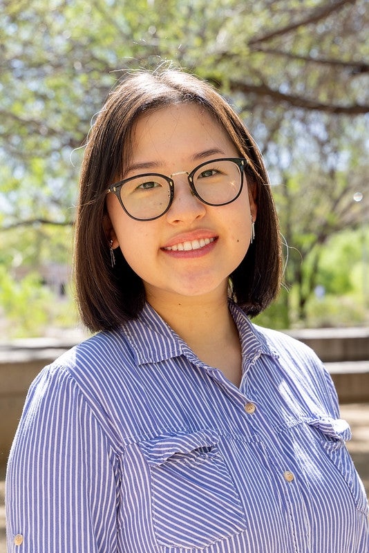 Headshot of Eva Chen.