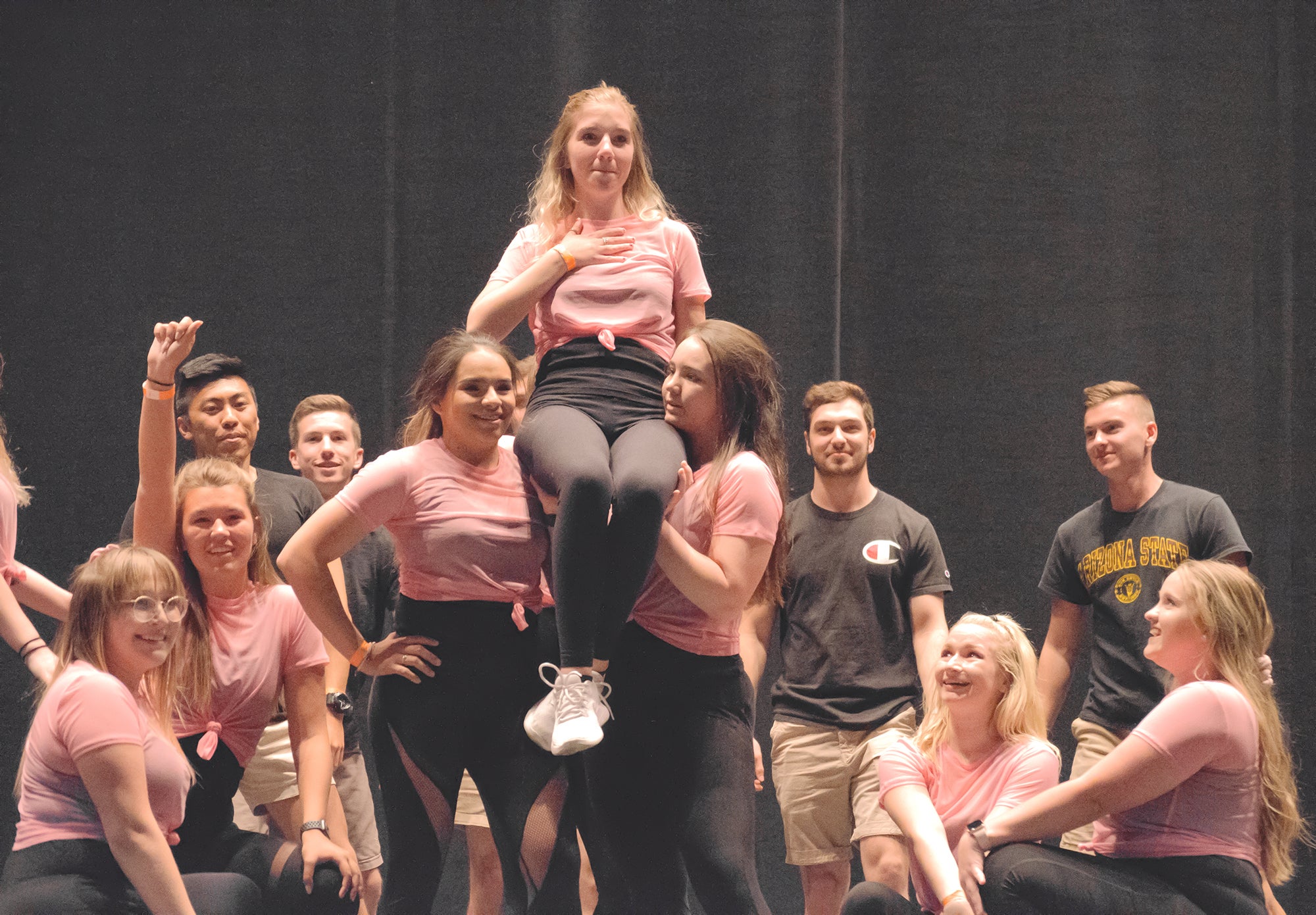 Students perform at Greek Sing 2019