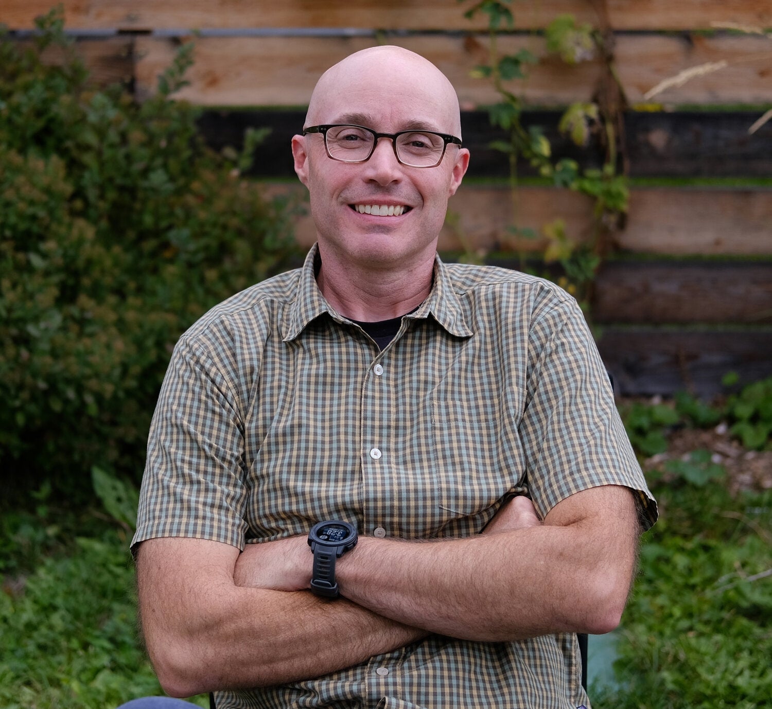 Portrait of ASU professor John McCutcheon.