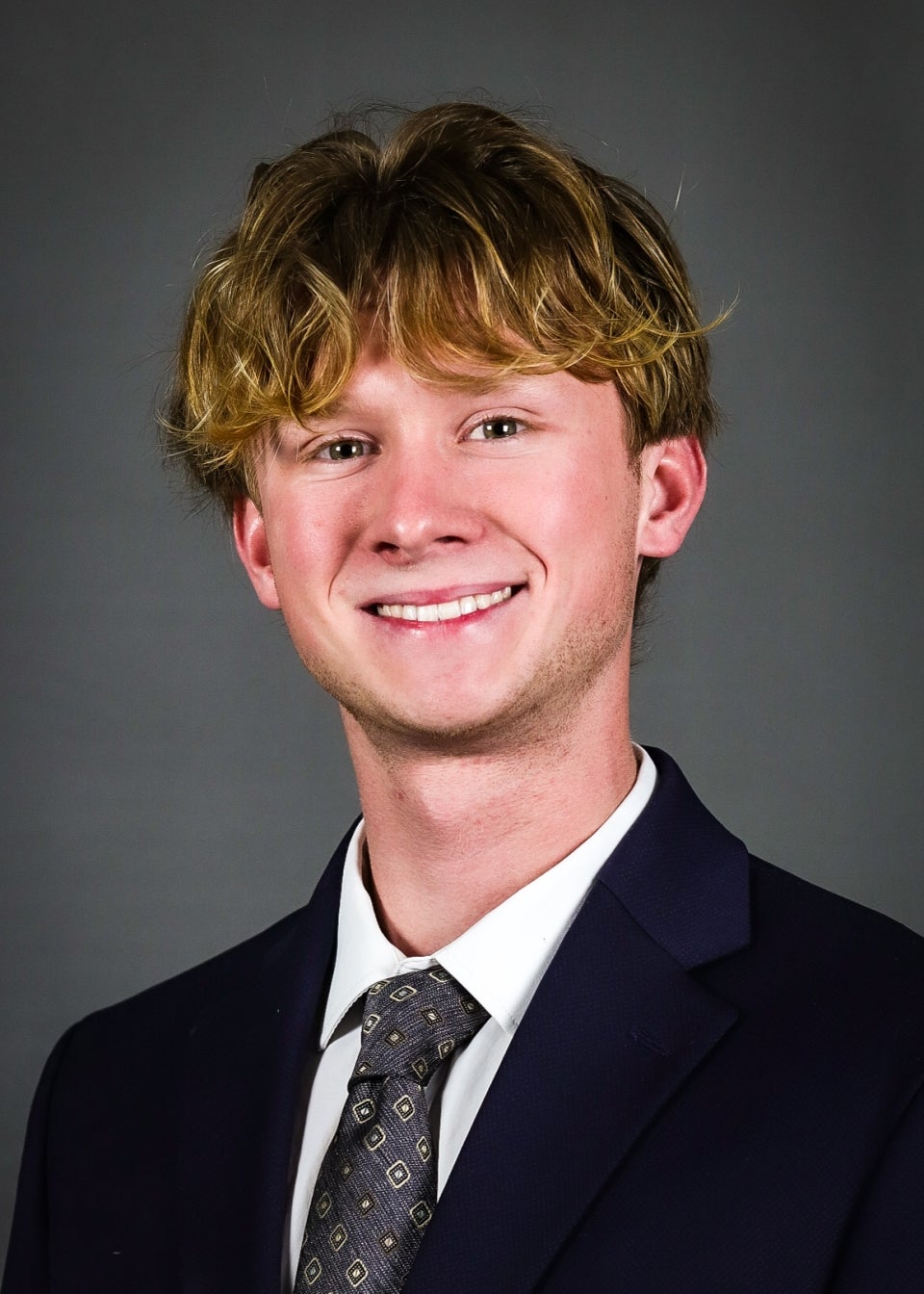 Portrait of Barrett Honors College and pre-medical student Landon Mattingly-Dawson