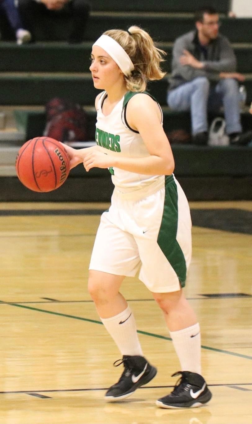 Incoming ASU freshman Frida Peralta playing basketball during high school