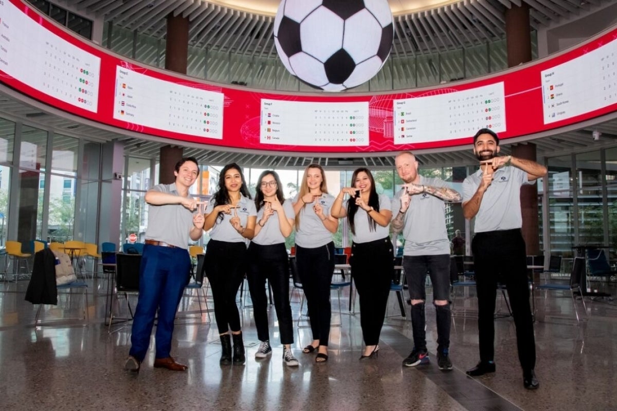 Ballestero (third from right) with fellow Thunderbird Campus Ambassadors in Thunderbird’s Haas Digital Global Forum.