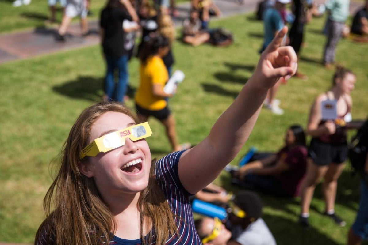 Solar eclipse viewing party