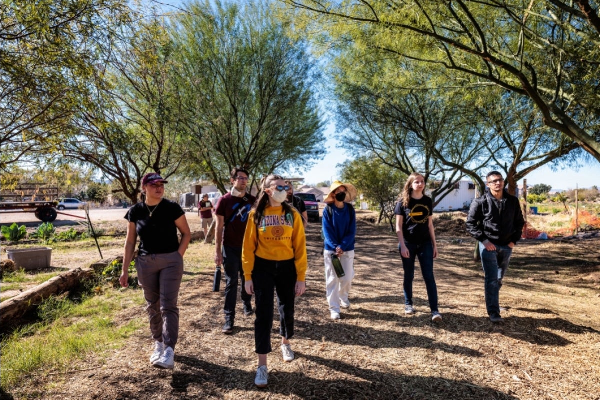 people during urban farm