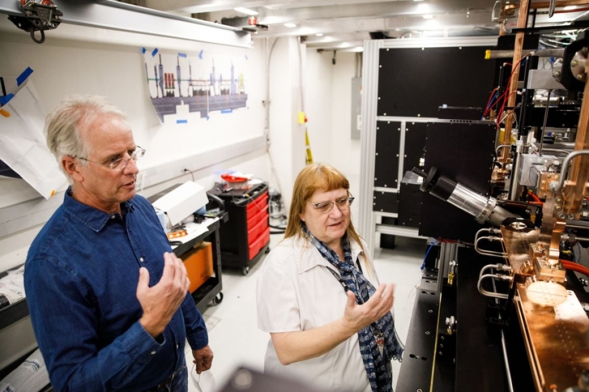 Bill Graves and Petra Fromme talking in the ASU CXFEL Lab.