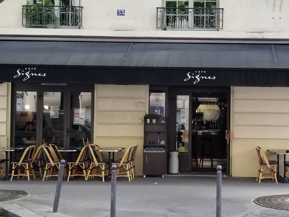 French cafe