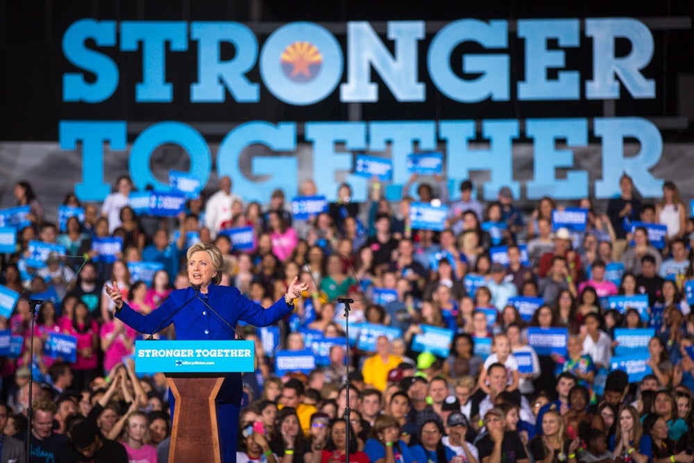 Wide shot of the Clinton podium