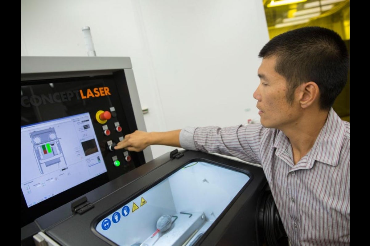 The Additive Manufacturing Center at ASU's Polytechnic campus allows researchers to study state-of-the-art 3D printing techniques. Photographer: Pete Zrioka/ASU