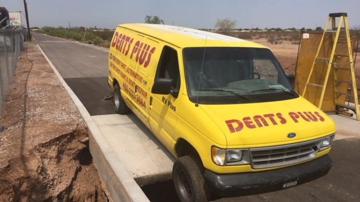 Van in earth fissure metro Phoenix area