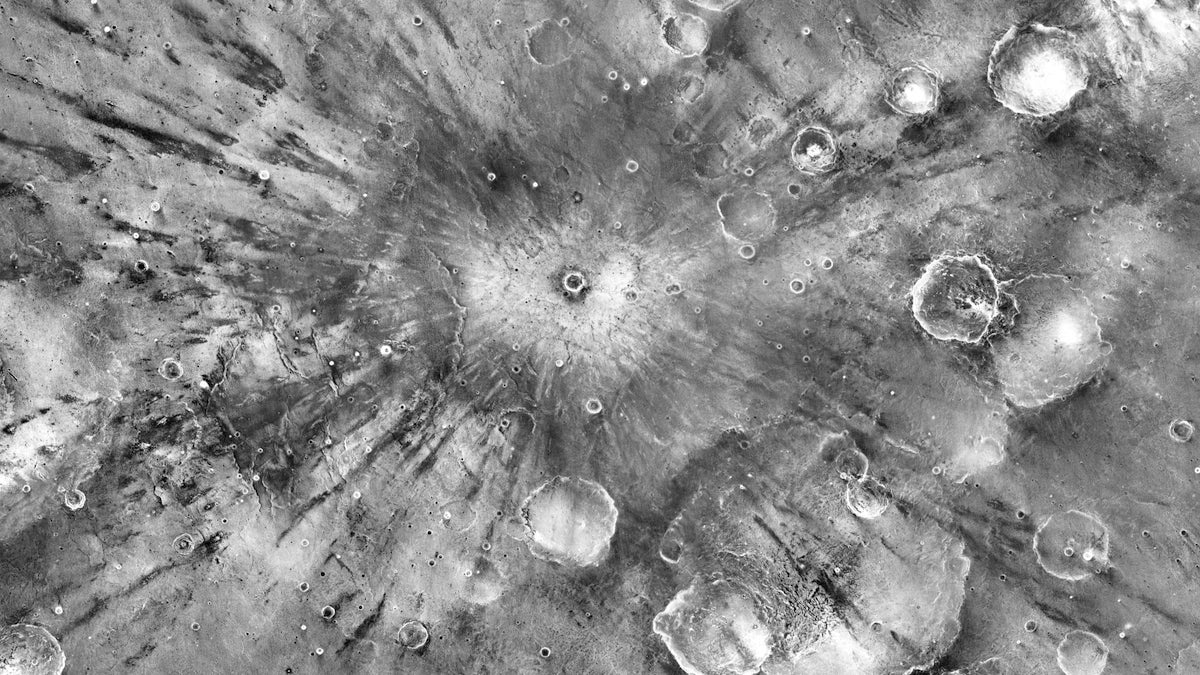 Nighttime heat map by ASU&#039;s THEMIS imager of Gratteri Crater on Mars