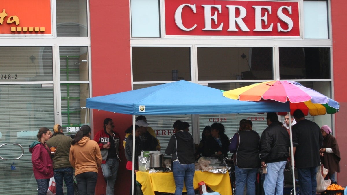 photo of author observing vendors