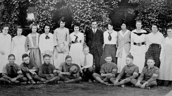 1919 photo of the freshman class of 40 students from The Sahuaro Yearbook