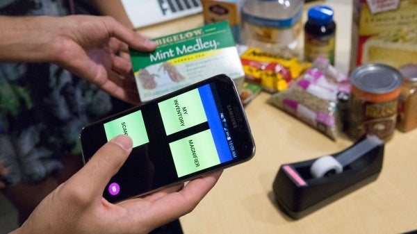 The Low Vision Food Management app was developed by computer engineering doctoral student and IGERT Fellow Bijan Fakhri, and computer science graduate students Jashmi Lagisetty and Elizabeth Lee to help their client manage food inventory.