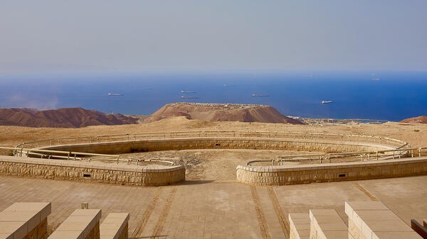 A few of an Egyptian site with the sea beyond