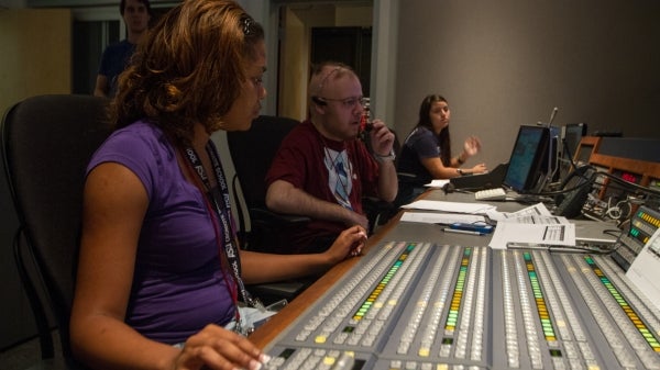 High school students learning at the Cronkite Summer Journalism Institute at ASU