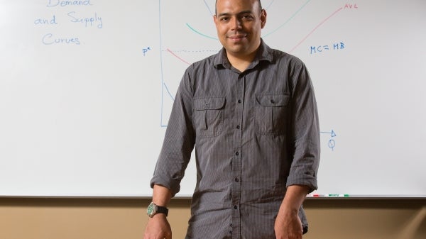 Allan Hernandez, ASU&#039;s top teaching assistant