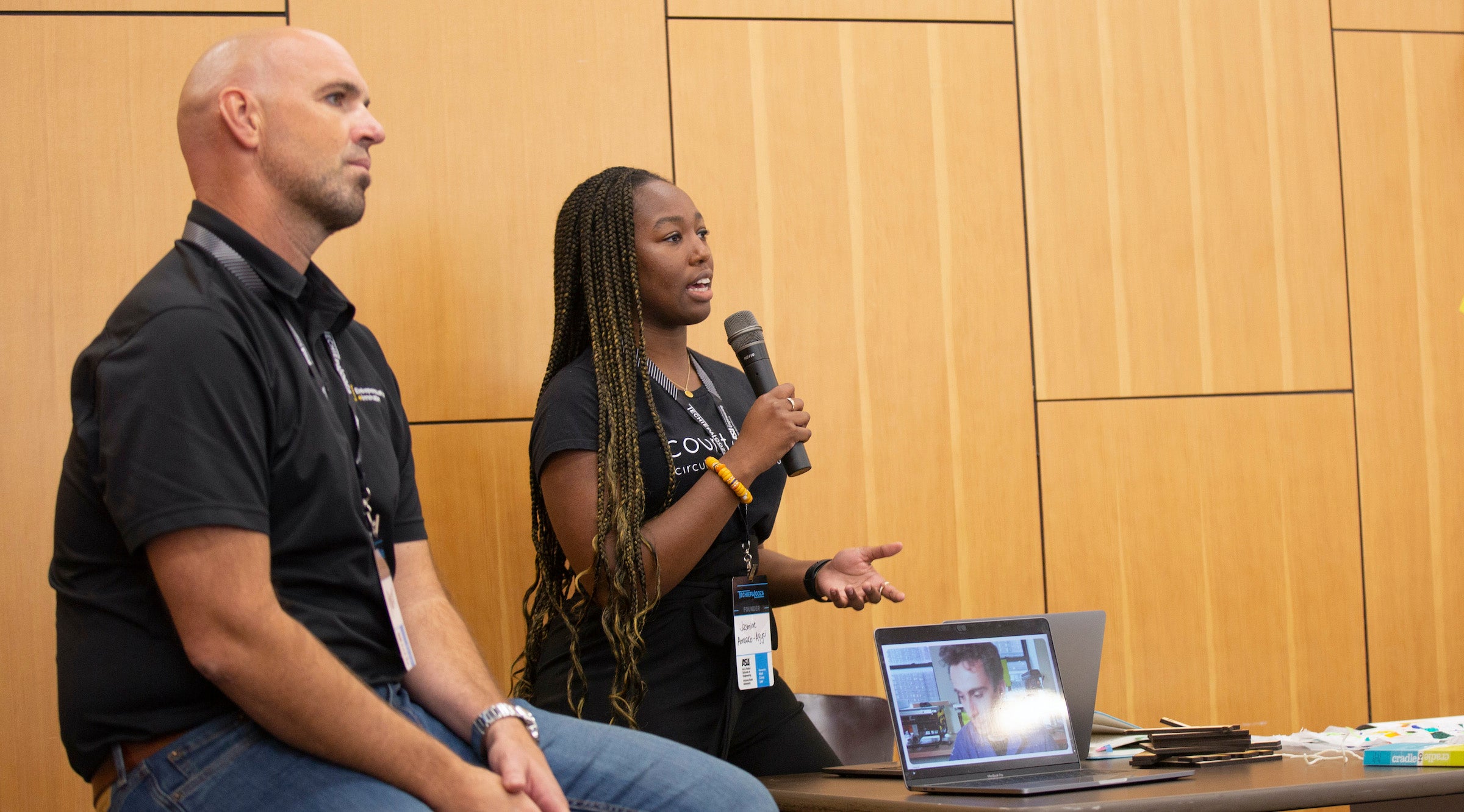 Jasmine Amoako-Agyei speaking at Techiepalooza